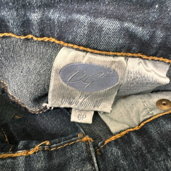 DG2 Diane Gilman Embellished Bronze Beaded Floral Jeans 6P - Picture 6 of 6